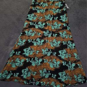 NEW LuLaRoe Plus Size Women’s Multicolor/  Aqua Blue Floral Pattern Maxi Skirt